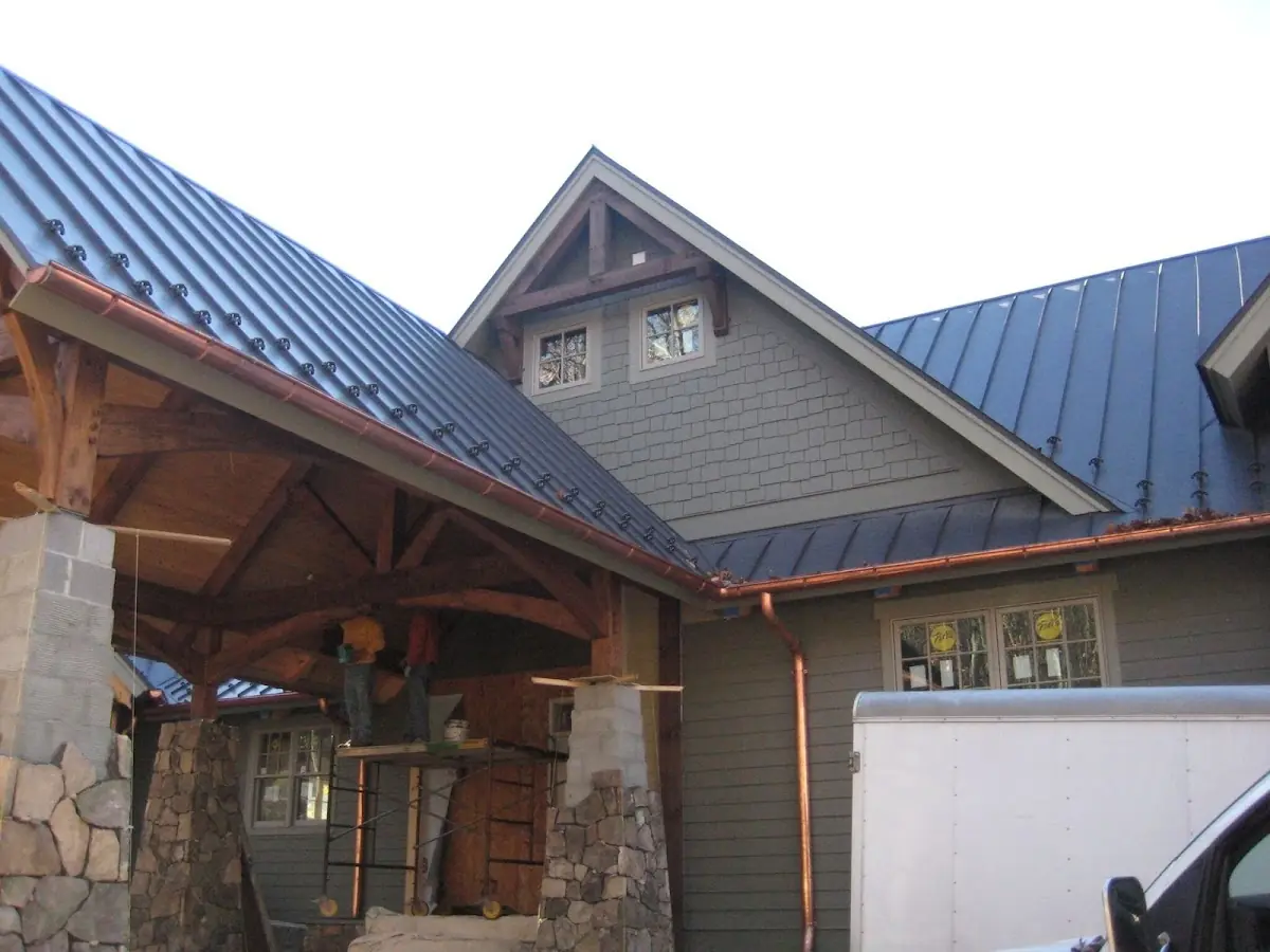 Craftsman Roofing team delivering quality roofing work in Haggetts